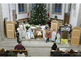 Kinderchristmette mit Krippenspiel (© Karl-Franz Thiede)